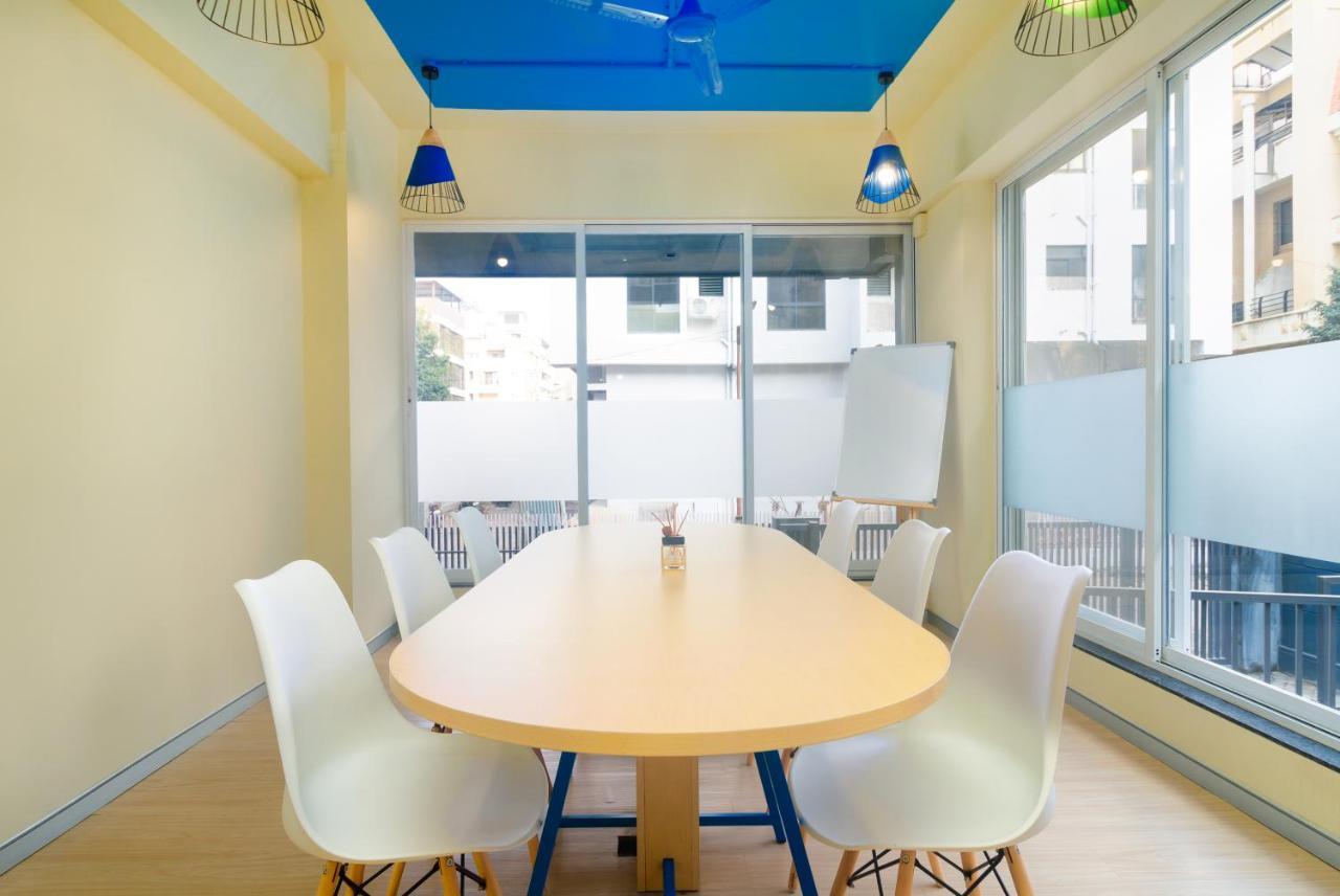 The Covie Vimannagar 102 Hostel Pune