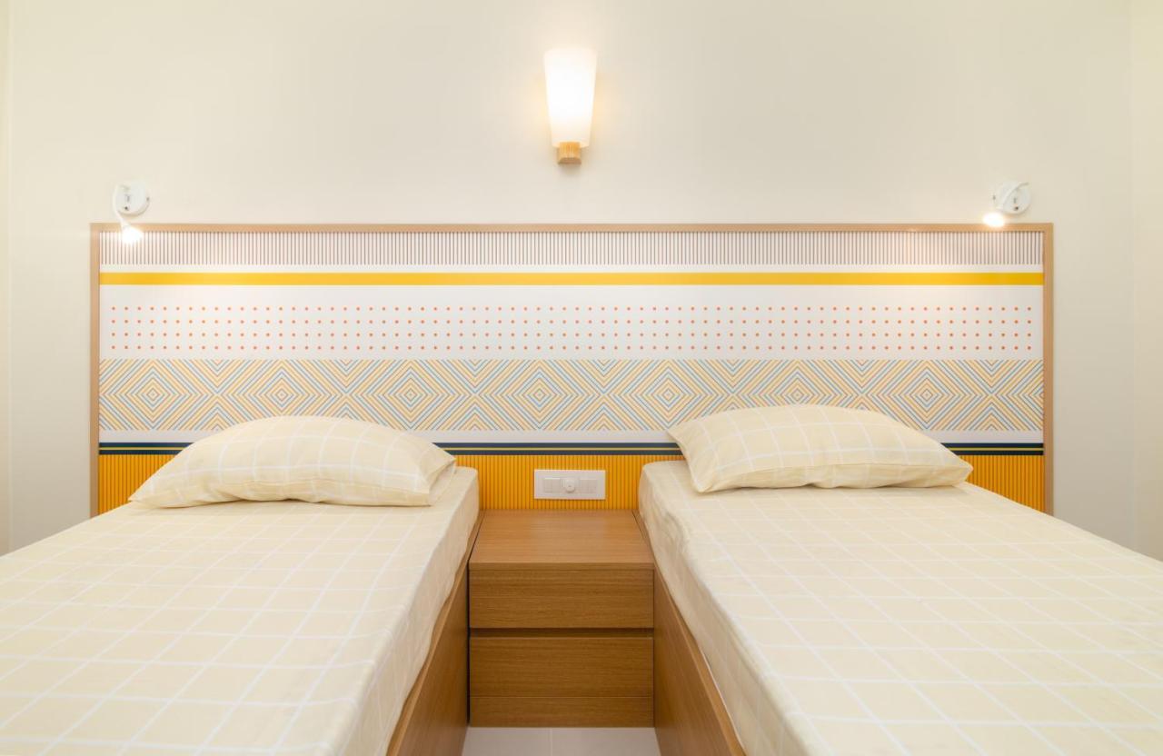 Hostel The Covie Vimannagar 102